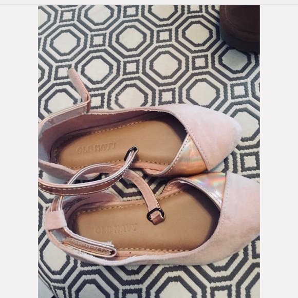 Toddler shoes - Picture 1 of 2